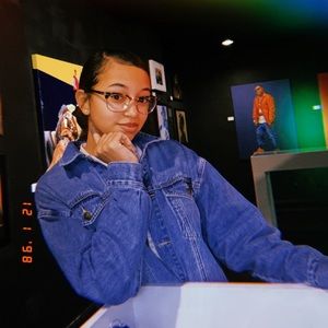 Meet your Posher, Ciara